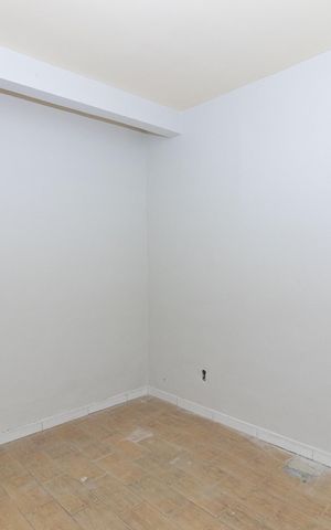 Casa à venda com 150m², 3 quartos e 3 vagas Casa à venda com 150m², 3 quartos e 3 vagasQuarto 2 - Suíte