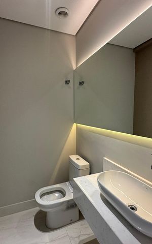 Apartamento para alugar com 228m², 3 quartos e 4 vagas Apartamento para alugar com 228m², 3 quartos e 4 vagasLavabo