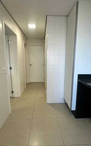 Apartamento para alugar com 228m², 3 quartos e 4 vagas Apartamento para alugar com 228m², 3 quartos e 4 vagasÁrea de Serviço