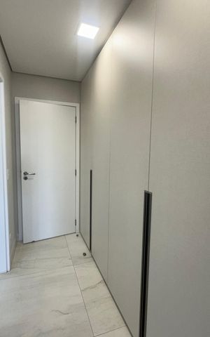 Apartamento para alugar com 228m², 3 quartos e 4 vagas Apartamento para alugar com 228m², 3 quartos e 4 vagasHall social