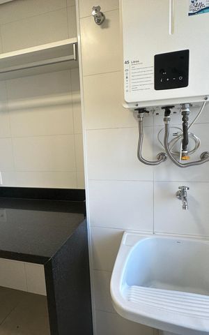 Apartamento para alugar com 228m², 3 quartos e 4 vagas Apartamento para alugar com 228m², 3 quartos e 4 vagasÁrea de Serviço