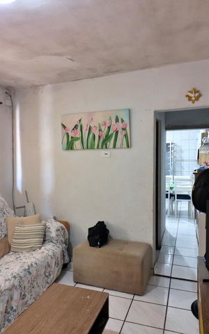 Casa à venda com 220m², 2 quartos e 2 vagasSala 