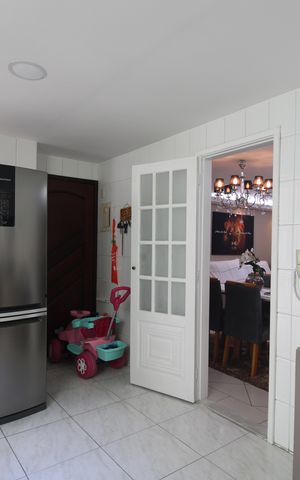 Apartamento à venda com 265m², 4 quartos e 3 vagasCozinha