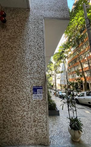 Apartamento à venda com 250m², 3 quartos e 2 vagas Apartamento à venda com 250m², 3 quartos e 2 vagasFachada