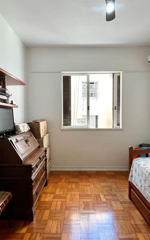 Apartamento à venda com 250m², 3 quartos e 2 vagas Apartamento à venda com 250m², 3 quartos e 2 vagasQuarto 1