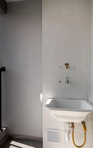 Apartamento à venda com 38m², 2 quartos e sem vaga Apartamento à venda com 38m², 2 quartos e sem vagaVaranda