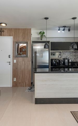 Apartamento à venda com 111m², 2 quartos e 2 vagas Apartamento à venda com 111m², 2 quartos e 2 vagasSala