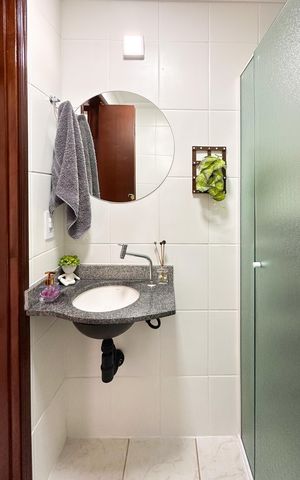Apartamento à venda com 59m², 2 quartos e 1 vaga Apartamento à venda com 59m², 2 quartos e 1 vagaBanheiro Social