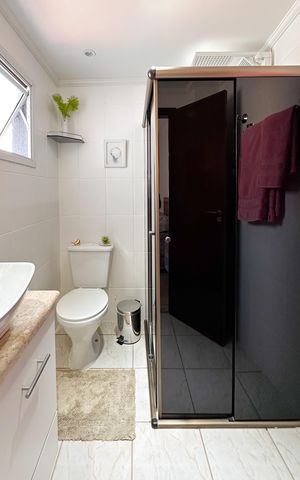 Apartamento à venda com 59m², 2 quartos e 1 vaga Apartamento à venda com 59m², 2 quartos e 1 vagaBanheiro da Suíte