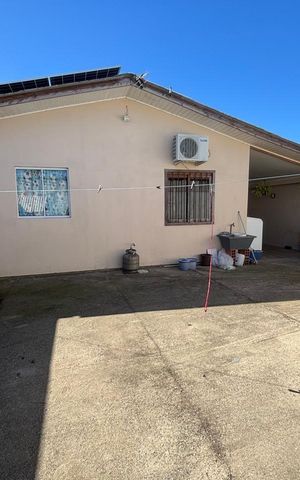 Casa à venda com 100m², 2 quartos e 2 vagas Casa à venda com 100m², 2 quartos e 2 vagasÁrea comum