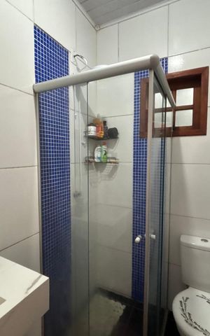Casa à venda com 100m², 2 quartos e 2 vagas Casa à venda com 100m², 2 quartos e 2 vagasBanheiro social