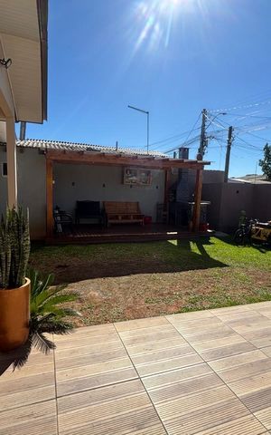 Casa à venda com 100m², 2 quartos e 2 vagas Casa à venda com 100m², 2 quartos e 2 vagasÁrea comum