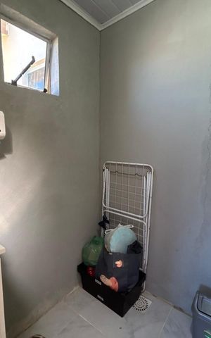 Casa à venda com 100m², 2 quartos e 2 vagas Casa à venda com 100m², 2 quartos e 2 vagasLavabo