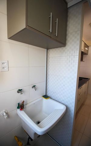 Apartamento à venda com 64m², 2 quartos e 1 vagaÁrea de Serviço