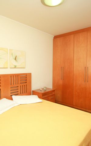 Apartamento à venda com 119m², 3 quartos e 2 vagas Apartamento à venda com 119m², 3 quartos e 2 vagasSuíte