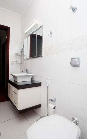 Apartamento à venda com 78m², 2 quartos e 2 vagasBanheiro 1