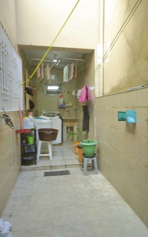 Casa à venda com 250m², 3 quartos e 2 vagasÁrea de Serviço