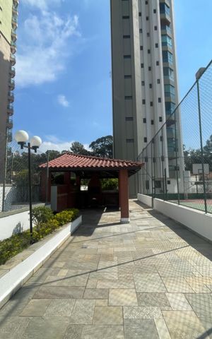 Apartamento à venda com 250m², 4 quartos e 4 vagas Apartamento à venda com 250m², 4 quartos e 4 vagasÁrea comum