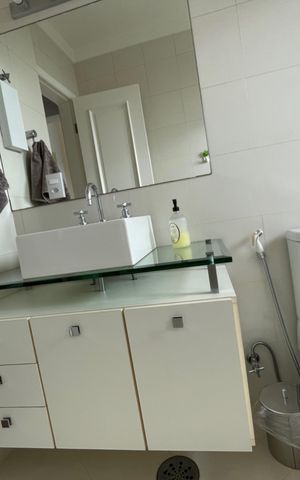 Apartamento à venda com 250m², 4 quartos e 4 vagas Apartamento à venda com 250m², 4 quartos e 4 vagasBanheiro da Suíte 3