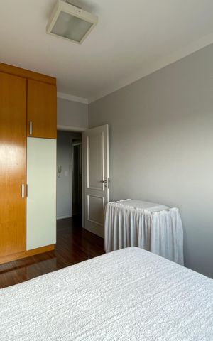 Apartamento à venda com 250m², 4 quartos e 4 vagas Apartamento à venda com 250m², 4 quartos e 4 vagasSuíte 2