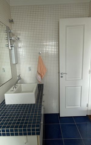 Apartamento à venda com 250m², 4 quartos e 4 vagas Apartamento à venda com 250m², 4 quartos e 4 vagasBanheiro suíte 2