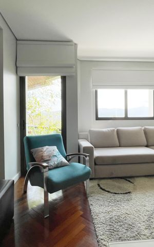 Apartamento à venda com 250m², 4 quartos e 4 vagas Apartamento à venda com 250m², 4 quartos e 4 vagassala 3