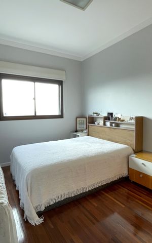 Apartamento à venda com 250m², 4 quartos e 4 vagas Apartamento à venda com 250m², 4 quartos e 4 vagasSuíte 2