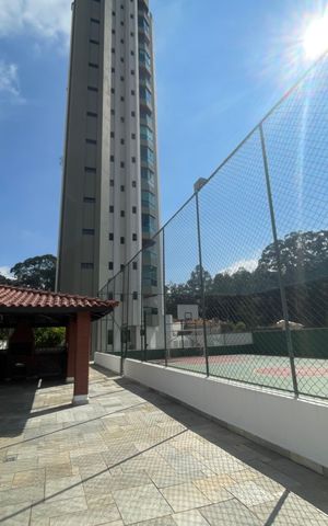 Apartamento à venda com 250m², 4 quartos e 4 vagas Apartamento à venda com 250m², 4 quartos e 4 vagasÁrea comum