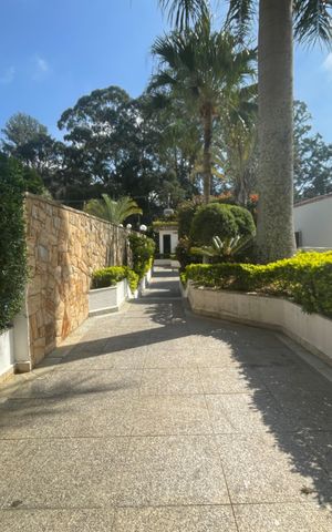 Apartamento à venda com 250m², 4 quartos e 4 vagas Apartamento à venda com 250m², 4 quartos e 4 vagasÁrea comum