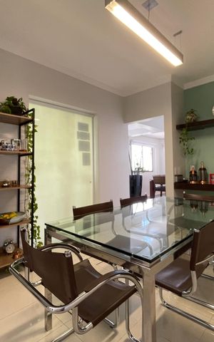 Apartamento à venda com 250m², 4 quartos e 4 vagas Apartamento à venda com 250m², 4 quartos e 4 vagasCopa