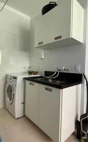 Apartamento à venda com 250m², 4 quartos e 4 vagas Apartamento à venda com 250m², 4 quartos e 4 vagasÁrea de serviço