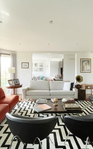 Apartamento à venda com 250m², 4 quartos e 4 vagas Apartamento à venda com 250m², 4 quartos e 4 vagasSala 2