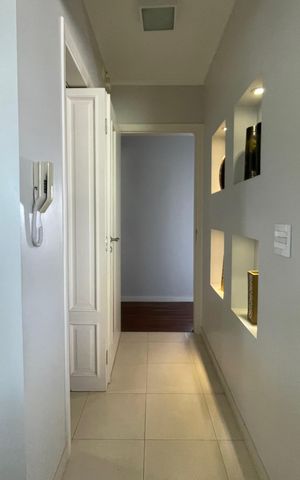 Apartamento à venda com 250m², 4 quartos e 4 vagas Apartamento à venda com 250m², 4 quartos e 4 vagasCozinha