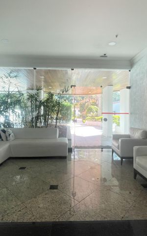 Apartamento à venda com 250m², 4 quartos e 4 vagas Apartamento à venda com 250m², 4 quartos e 4 vagasÁrea comum