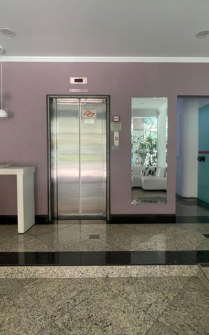 Apartamento à venda com 250m², 4 quartos e 4 vagas Apartamento à venda com 250m², 4 quartos e 4 vagasÁrea comum