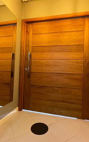 Apartamento à venda com 250m², 4 quartos e 4 vagas Apartamento à venda com 250m², 4 quartos e 4 vagasÁrea comum