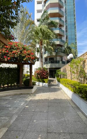 Apartamento à venda com 250m², 4 quartos e 4 vagas Apartamento à venda com 250m², 4 quartos e 4 vagasÁrea comum