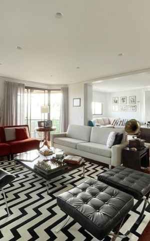 Apartamento à venda com 250m², 4 quartos e 4 vagas Apartamento à venda com 250m², 4 quartos e 4 vagasSala