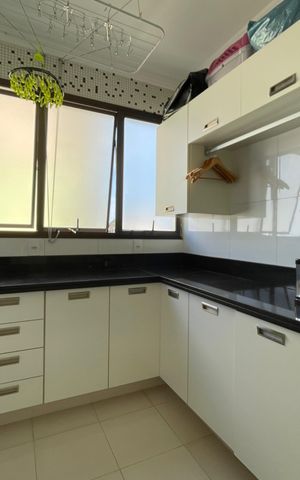 Apartamento à venda com 250m², 4 quartos e 4 vagas Apartamento à venda com 250m², 4 quartos e 4 vagasÁrea de serviço
