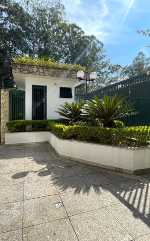 Apartamento à venda com 250m², 4 quartos e 4 vagas Apartamento à venda com 250m², 4 quartos e 4 vagasÁrea comum