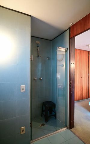 Casa à venda com 374m², 4 quartos e 3 vagasBanheiro Suíte 2