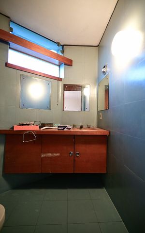 Casa à venda com 374m², 4 quartos e 3 vagasBanheiro Suíte 2