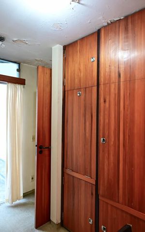 Casa à venda com 374m², 4 quartos e 3 vagasAteliê