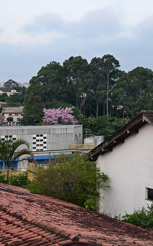 Casa à venda com 374m², 4 quartos e 3 vagasVista da Suíte 1