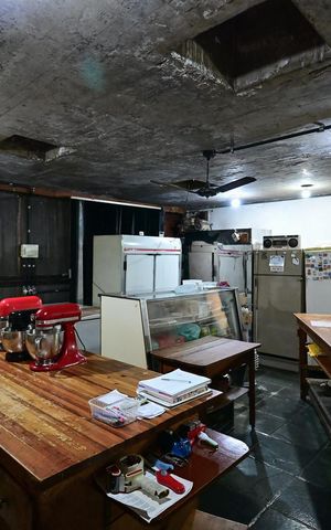 Casa à venda com 374m², 4 quartos e 3 vagasGaragem