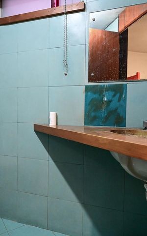 Casa à venda com 374m², 4 quartos e 3 vagasBanheiro de Serviço