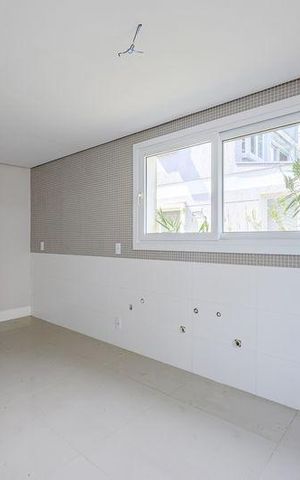 Casa à venda com 294m², 3 quartos e 3 vagas Casa à venda com 294m², 3 quartos e 3 vagasCasa 10