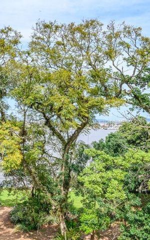 Casa à venda com 294m², 3 quartos e 3 vagas Casa à venda com 294m², 3 quartos e 3 vagasCasa 10