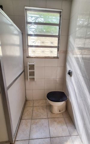 Casa à venda com 70m², 2 quartos e 1 vagaBanheiro 