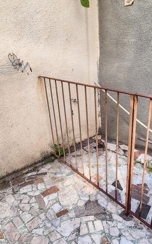 Casa à venda com 70m², 2 quartos e 1 vagaÁrea Externa